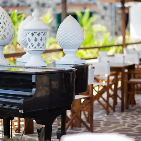 Hotel Pagoda Lifestyle 4*